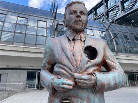 klaas statue berliner hauptbahnhof wikipedia